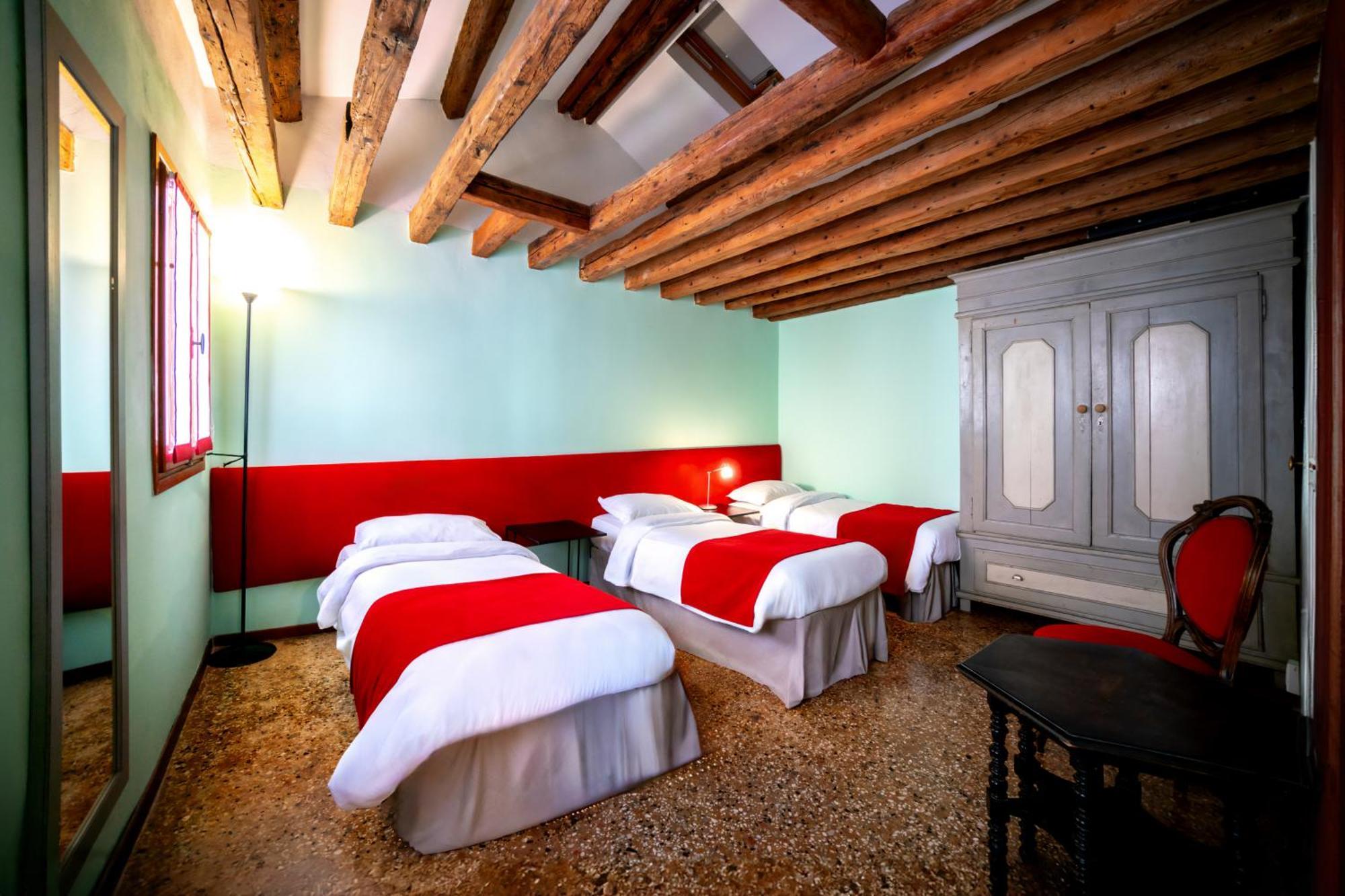 Palazzo San Luca Hotel Venice Phòng bức ảnh