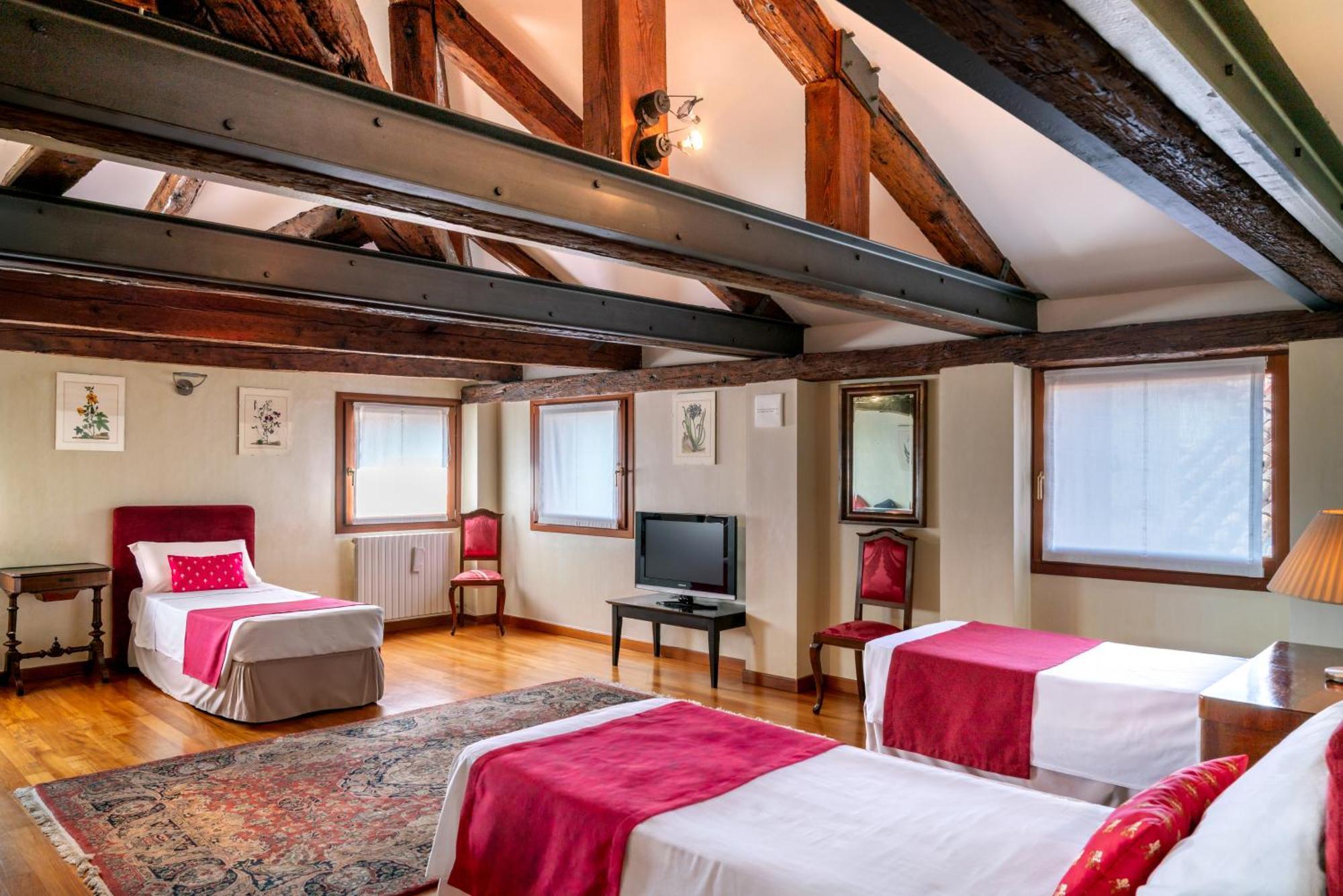 Palazzo San Luca Hotel Venice Phòng bức ảnh
