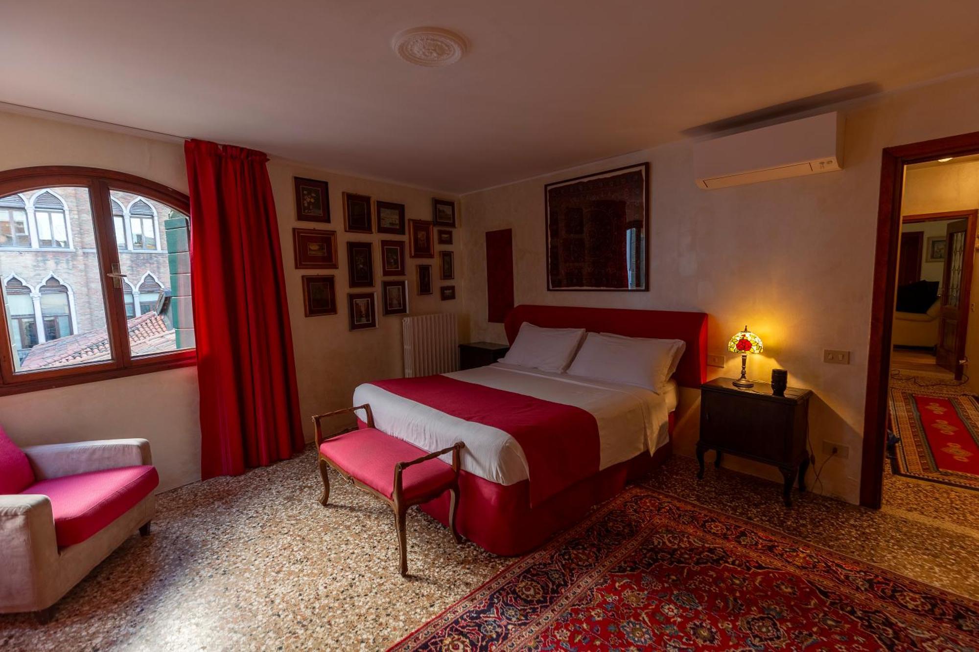 Palazzo San Luca Hotel Venice Phòng bức ảnh